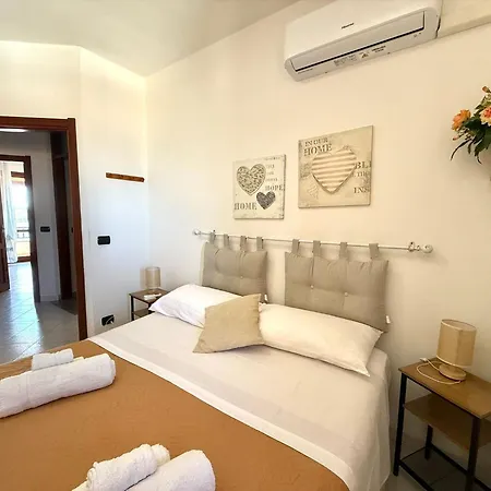 L'ancora Blu Apartment *